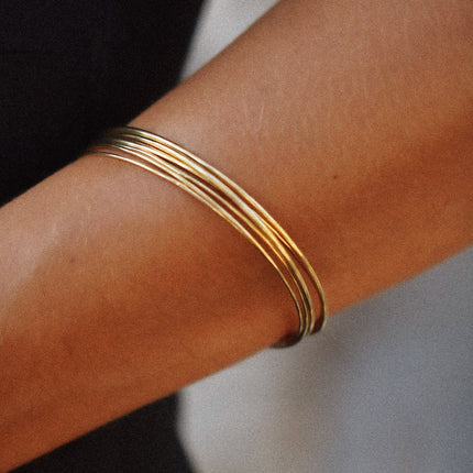 Jonc Lisa – doré or 24k recyclé, fait main en Provence | KariBoo Bijoux