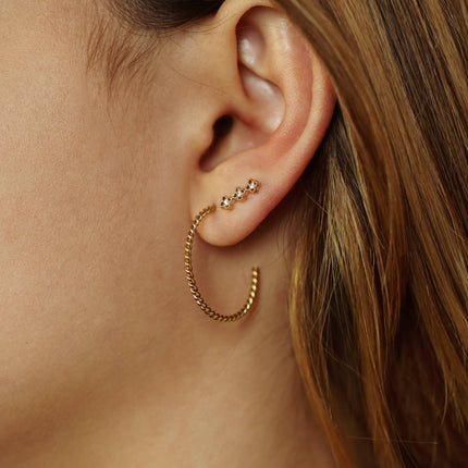 Créoles Camille fines – détail | KariBoo Bijoux