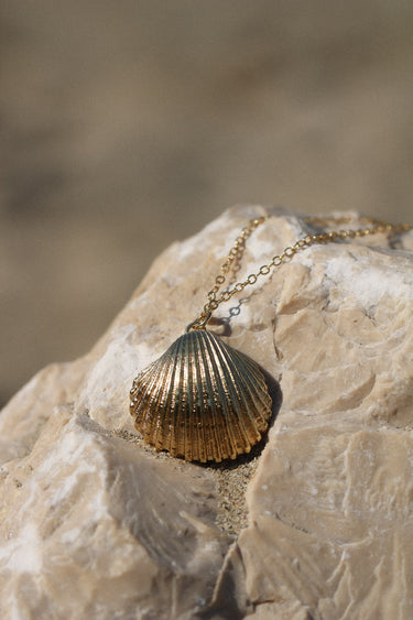 Sautoir Calypso – porté | KariBoo Bijoux