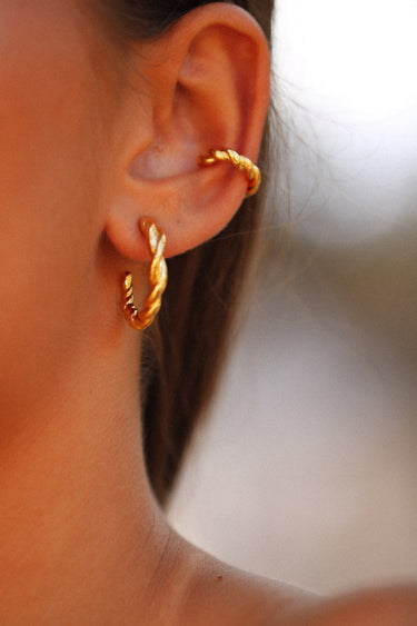 Earcuff Carmen – porté | KariBoo Bijoux